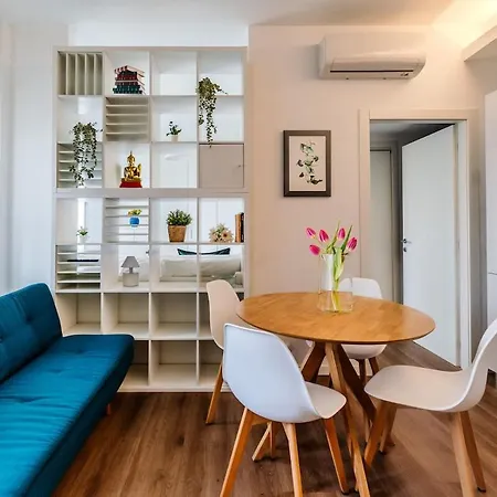 Station - Private Terrace, Netflix & Wi-fi Milan