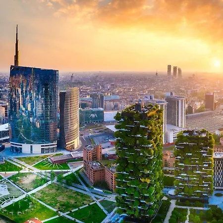 Station - Private Terrace, Netflix & Wi-fi Milan