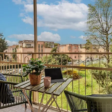 Station - Private Terrace, Netflix & Wi-fi *